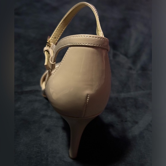 MICHAEL Michael Kors Simone patent leather sandals Size 7.5 Nude Heels Pumps - Picture 10 of 16